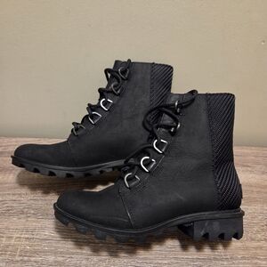 Sorel Black Lace-Up Women's Combat Boots